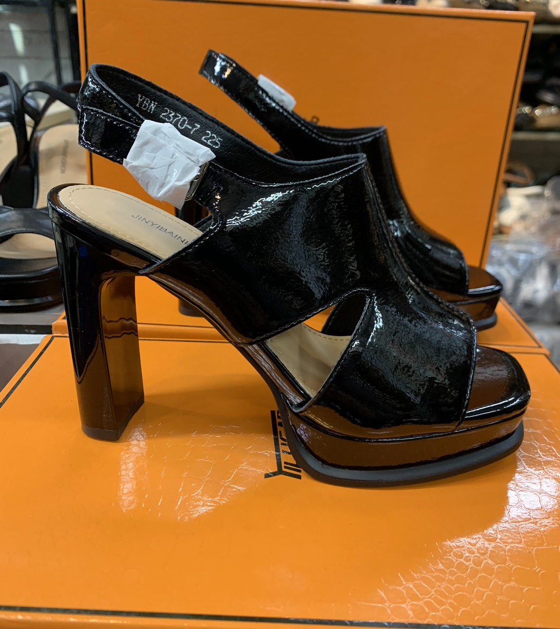 Sandal nữ đúp đế cao 10cm hàng qccc