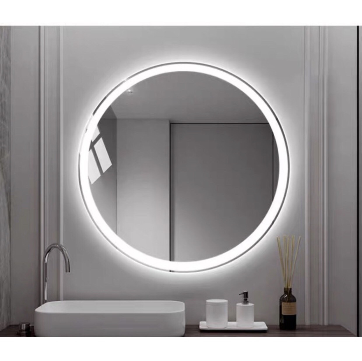 Gương treo tường phun cát đèn led cảm ứng cao cấp d60, gương trang điểm, phòng tắm đèn led decor sang trọng hiện đại