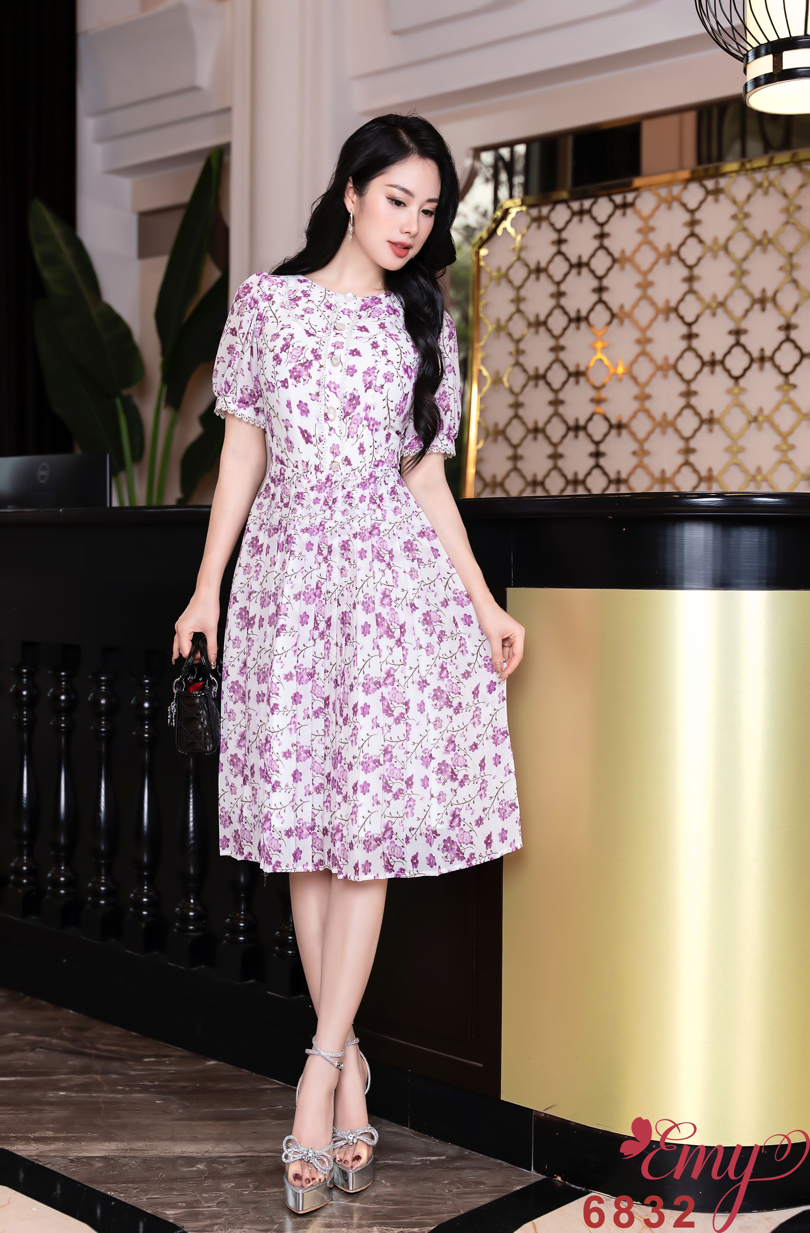 Đầm emy em6832 xoè dập ply