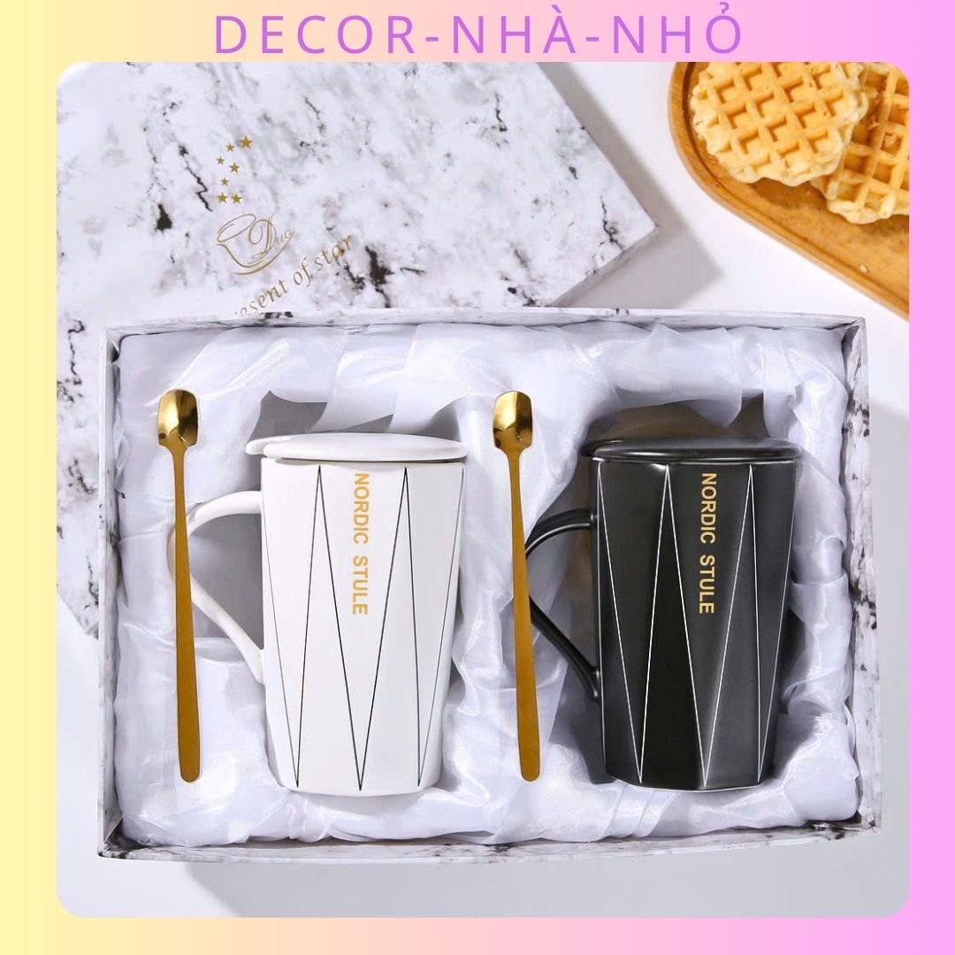 L006 Set Cốc Uống Nước Gốm Sứ Cao Cấp Thiết Kế Hiện Đại Làm Quà Tặng Ý Nghĩa.Bộ 2 Cốc Sứ Kèm Thìa Vàng Phong Cách Bắc Âu Sang Trọng
