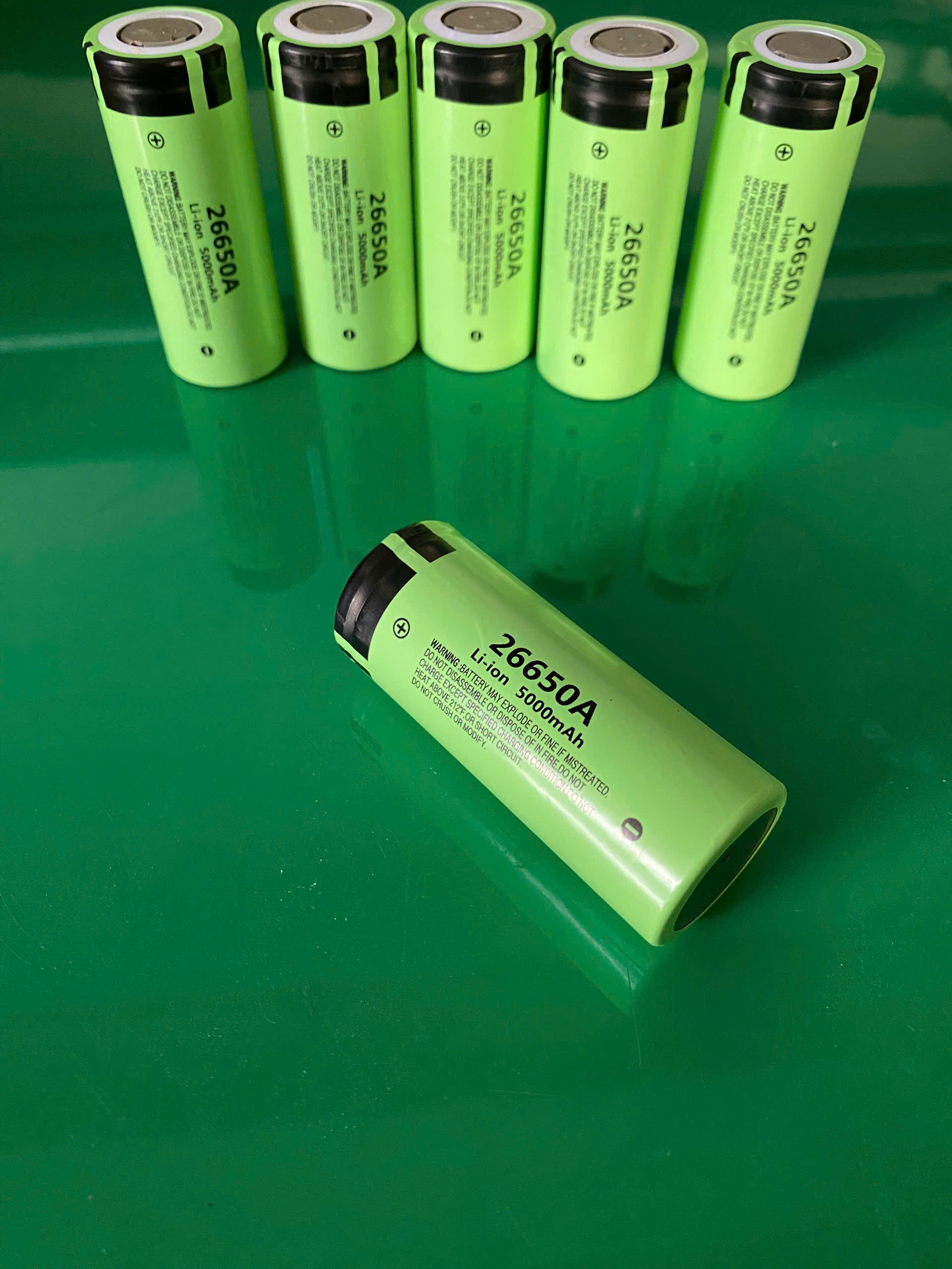 Pin Li-on 26650 dung lượng danh định 5000mAh hàng tháo khối Like New