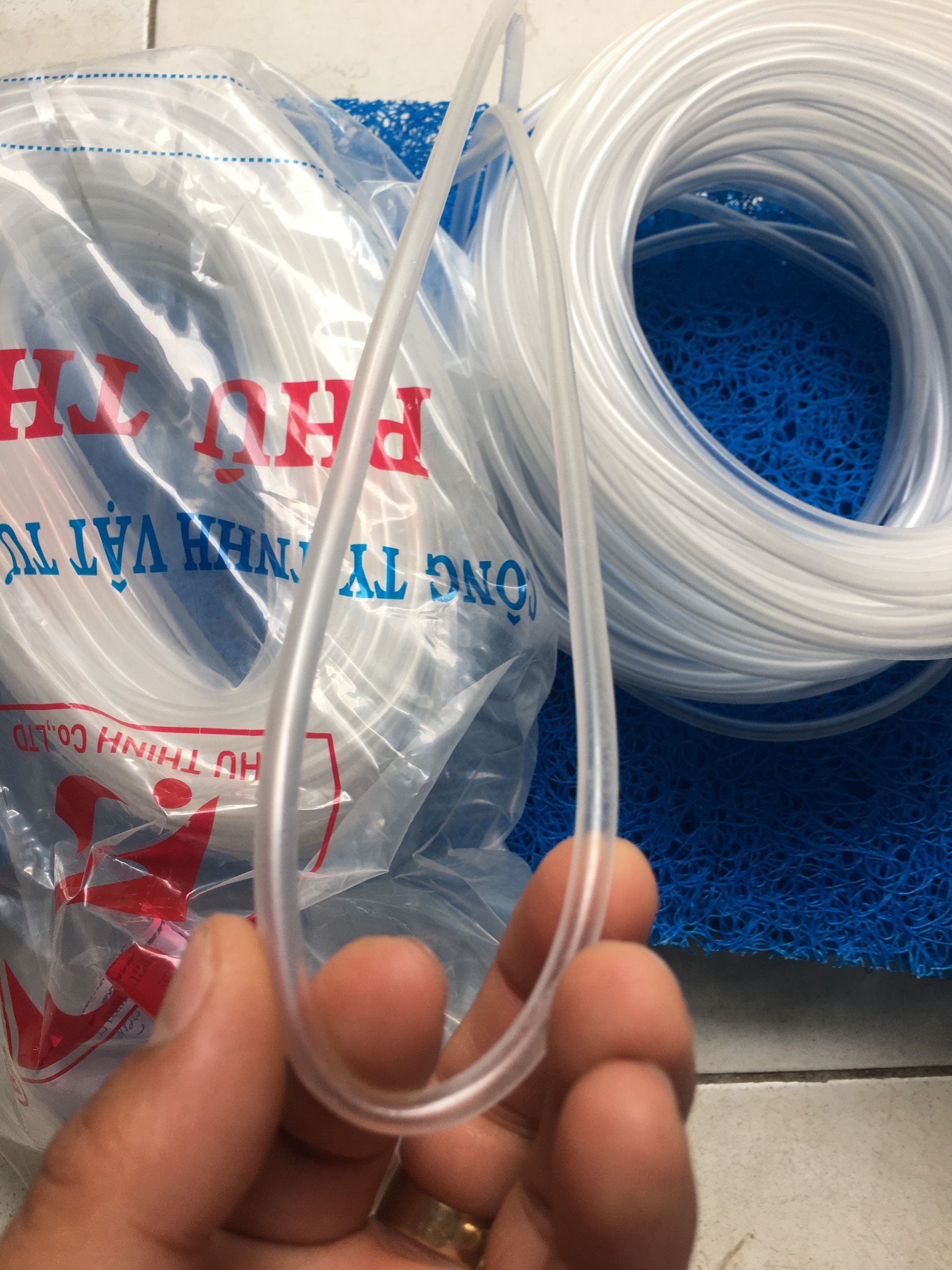 1m Dây sủi oxy phi 4mm dùng cho máy sủi oxy bể cá cảnh