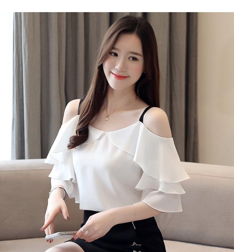 Áo kiểu rót vai tay loe kèn phong cách mới