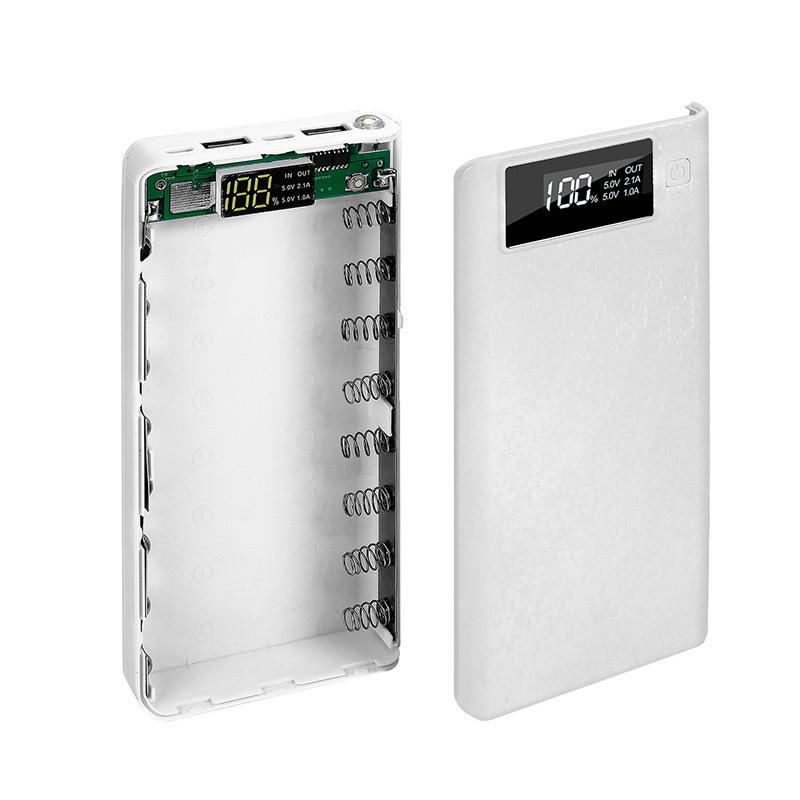 Box sạc dự phòng 8 cell hỗ trợ đa đầu vào