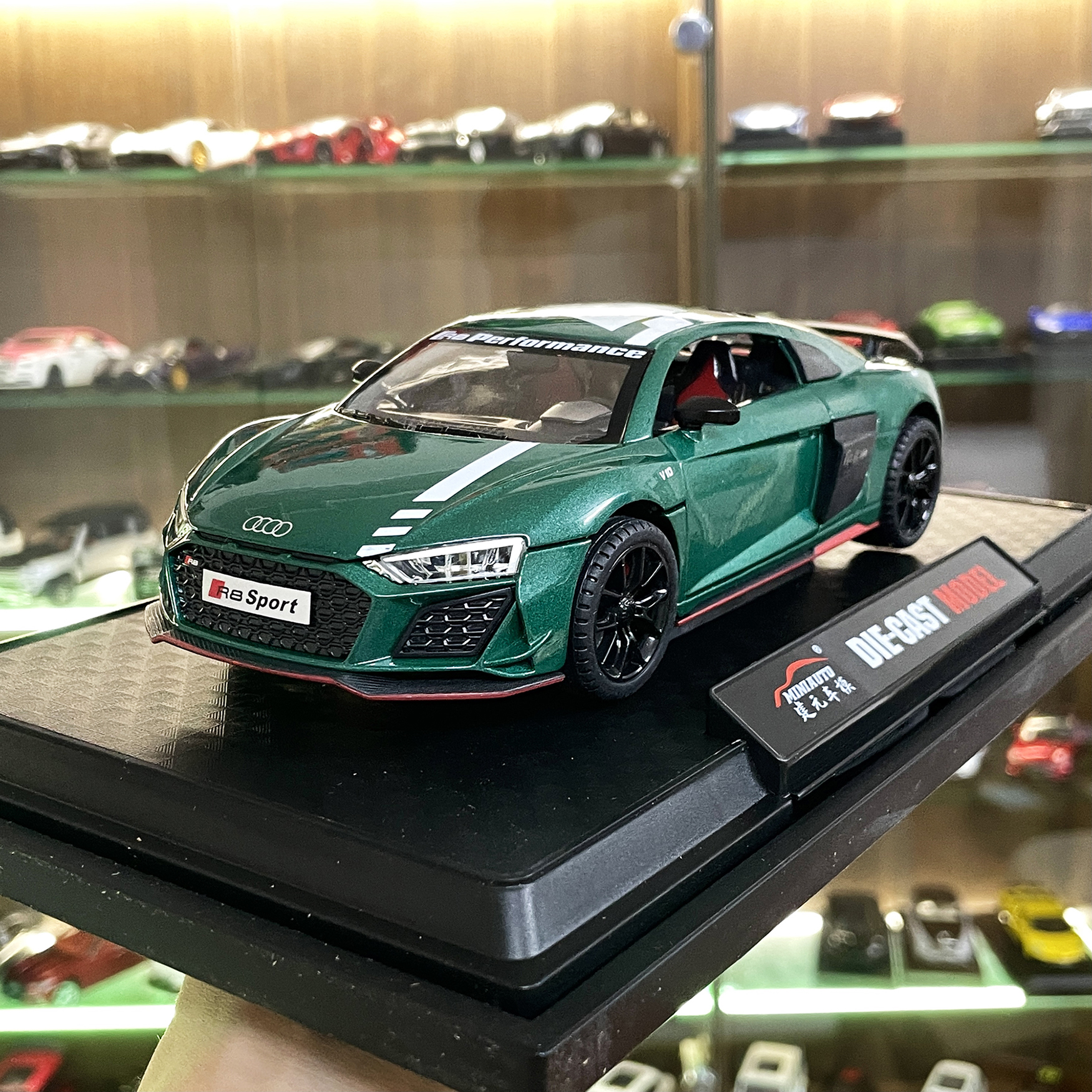 Mô hình xe kim loại audi r8 v10 performante tỉ lệ 1:24 hãng miniauto 3 màu