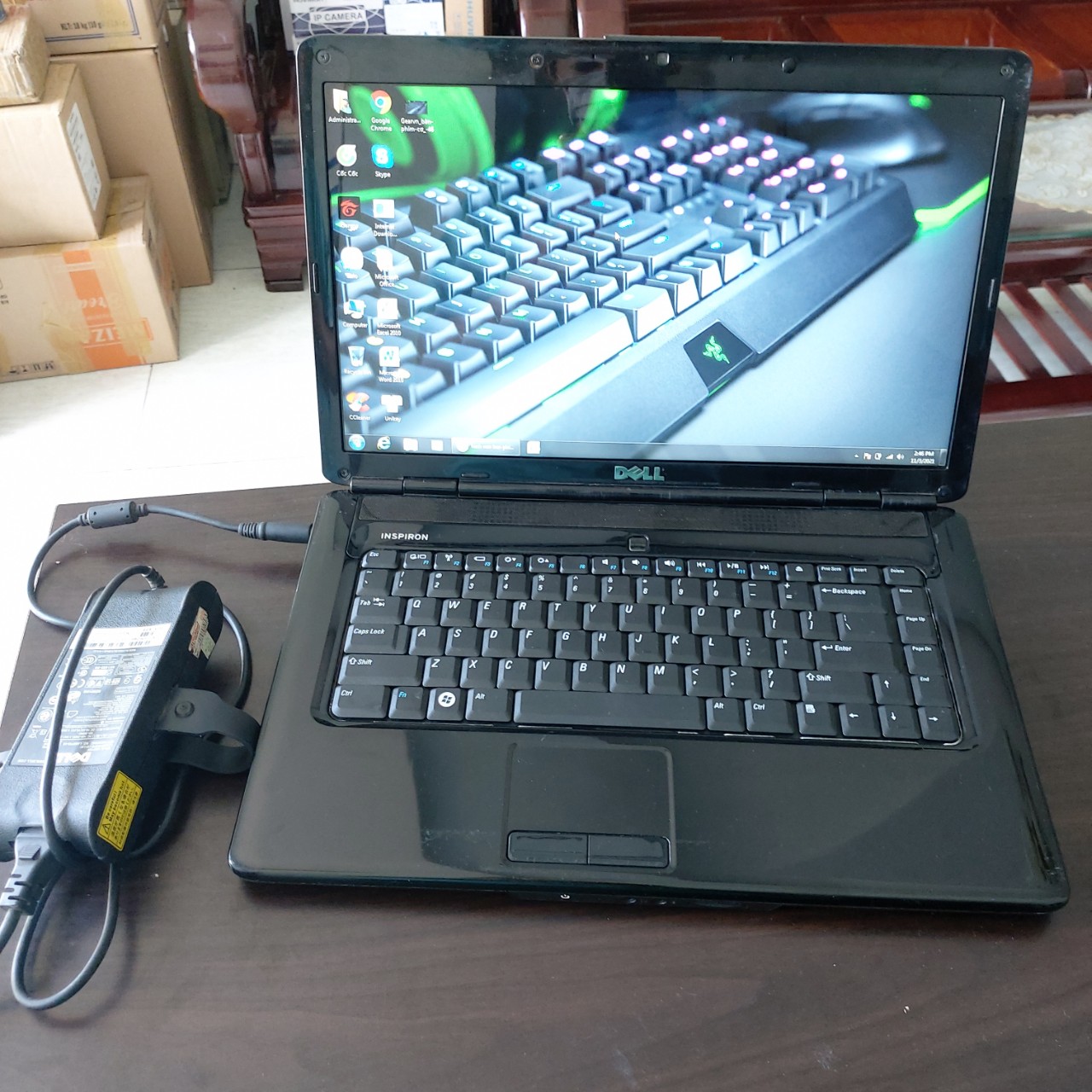 Thanh lý laptop Dell ram 4gb win 10 đầy đủ phụ kiện về là dùng luôn ko cần mua thêm gì cả