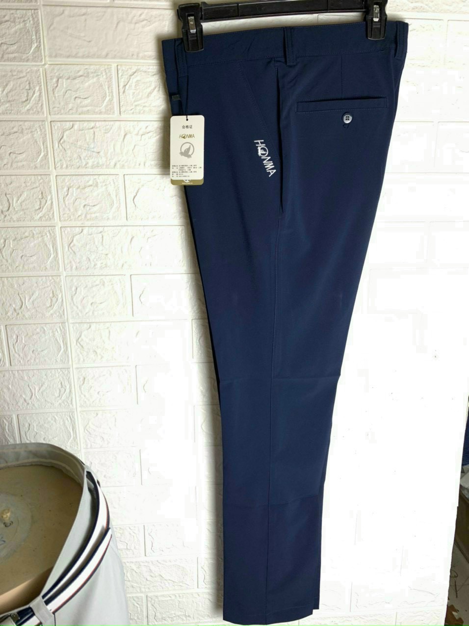 Quần golf nam Hazy chất liệu vải Polyester co giãn, thích họp khi hoat cho vận động thể thao