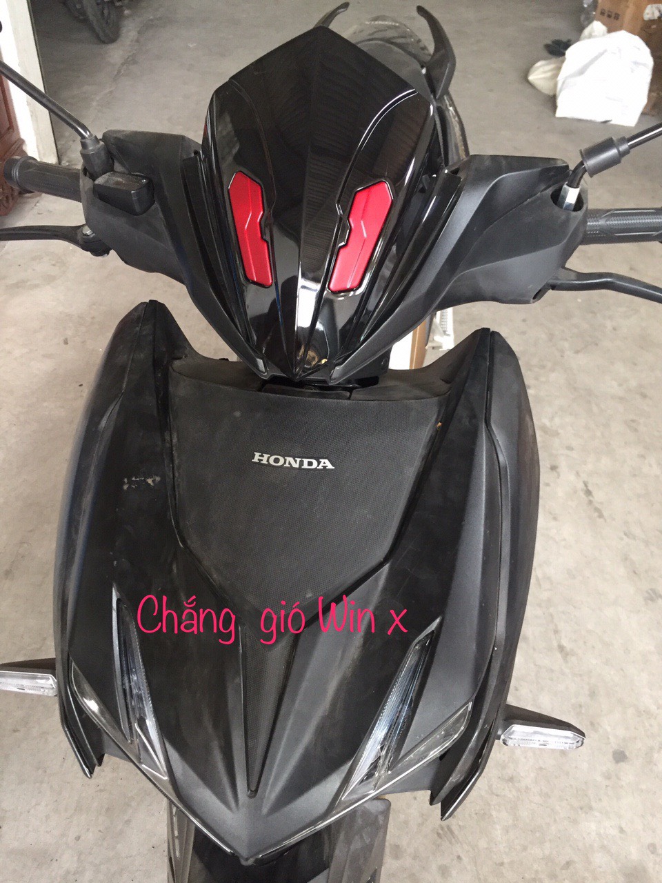 Mão chắn gió Winner X kiểu siêu nhân đủ màu
