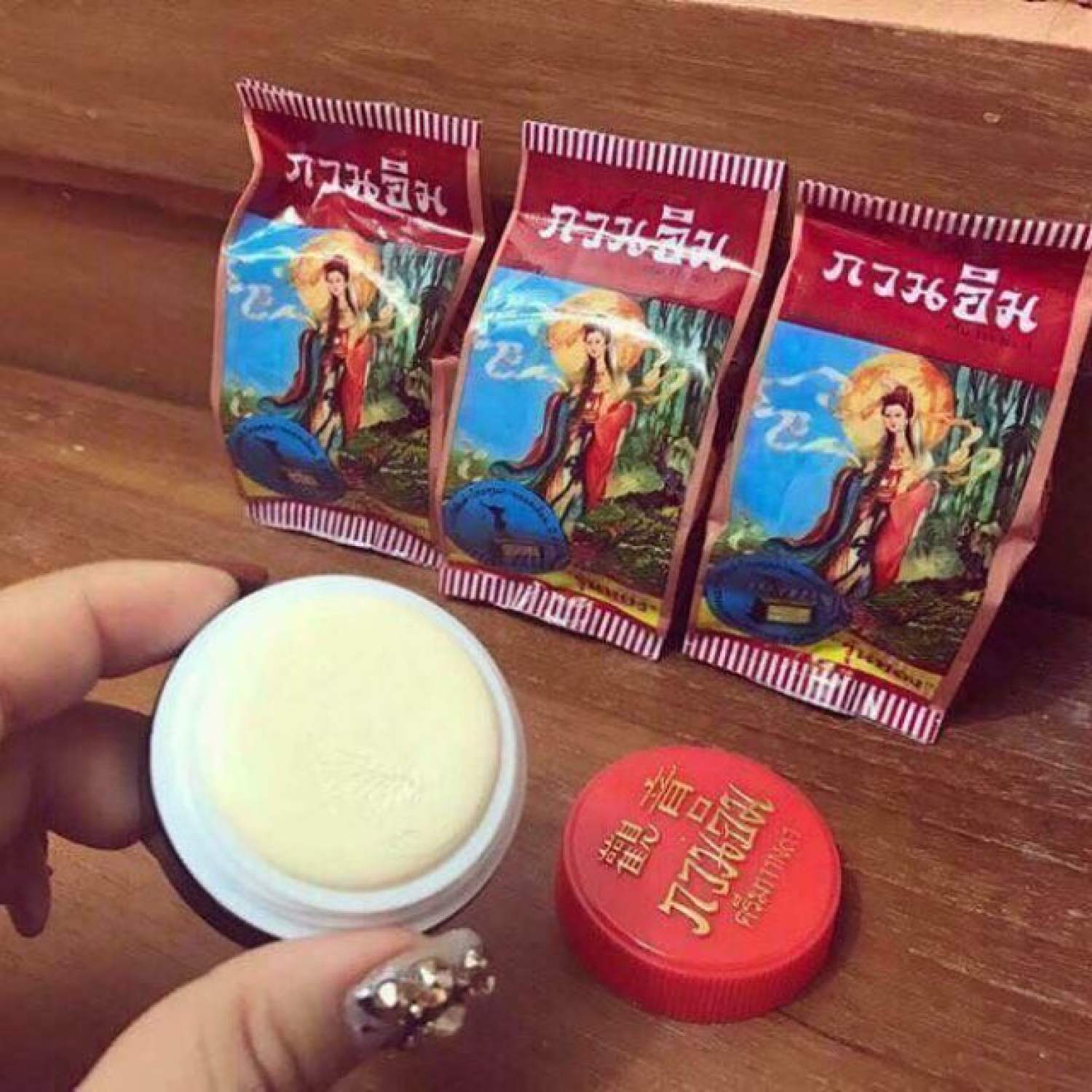 Combo 02 kem quan âm thái lan