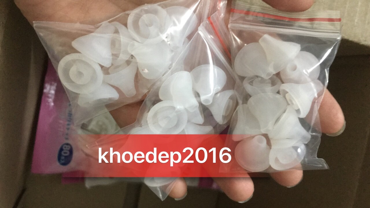 Núm hút mũi silicon cho trẻ, hộp 50 núm