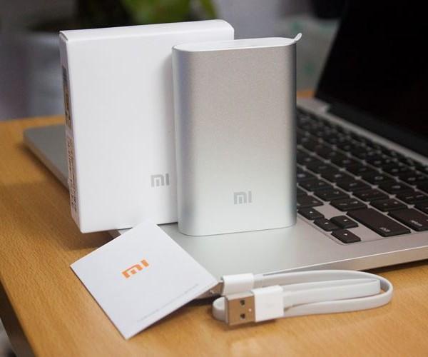 Sạc dự phòng 10000mah gen 1 thanh lý