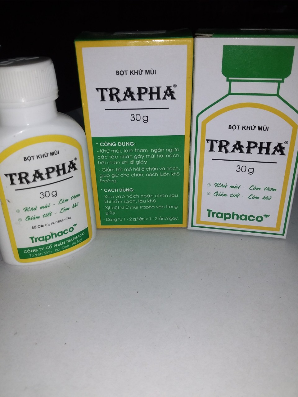 1chai Trapha bột khử mùi ( chai 30g )