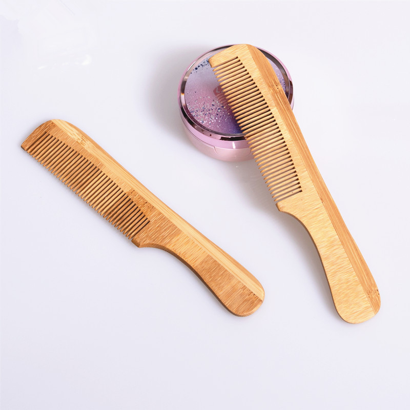 Lược chải tóc mini bằng gỗ - lược gỗ massage đầu - GD145
