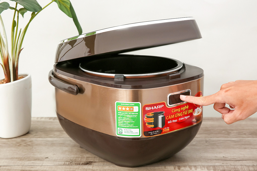 1.8 liter ks-yun 191v-gl high frequency electric rice cooker is new, strong and durable non-stick enamel aluminum pot cover. Outstanding high frequency cooking for cooked rice.