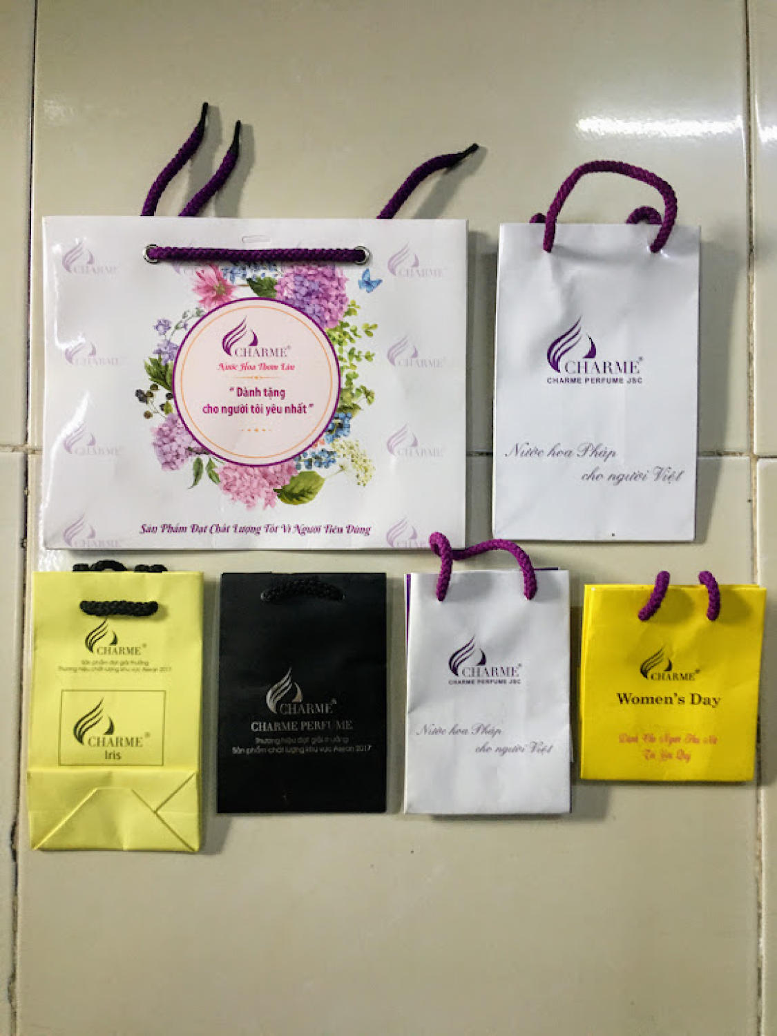 Combo 2 túi giấy đựng nước hoa các loại Char.me