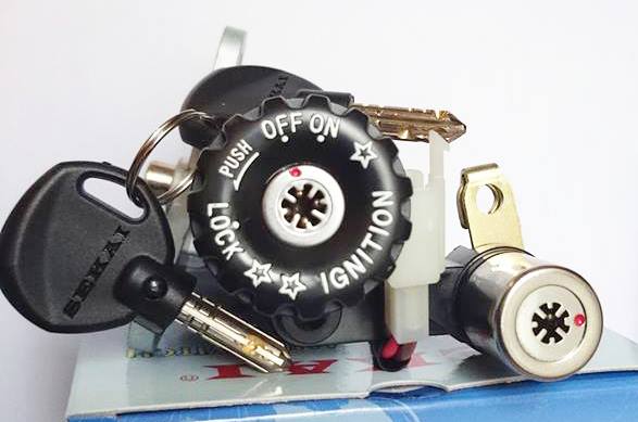 Khóa 8 cạnh cao cấp - Cho xe Sirius đời đèn pha liền với đèn xi nhan trước không dành cho Sirius Fi và Sirius 50cc