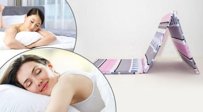 [HCM]Nệm PE Korea  gấp 3 dày 2.5cm dành cho 1 người nằm ( 80cm-195cm-2.5cm)/ Ruột nệm làm từ 100% chất liệu PE