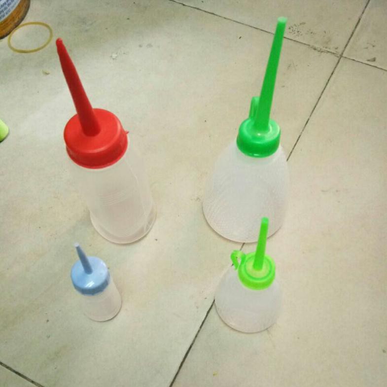 Lọ đựng dầu máy, vịt dầu, ko bao gồm dầu - 3 cái