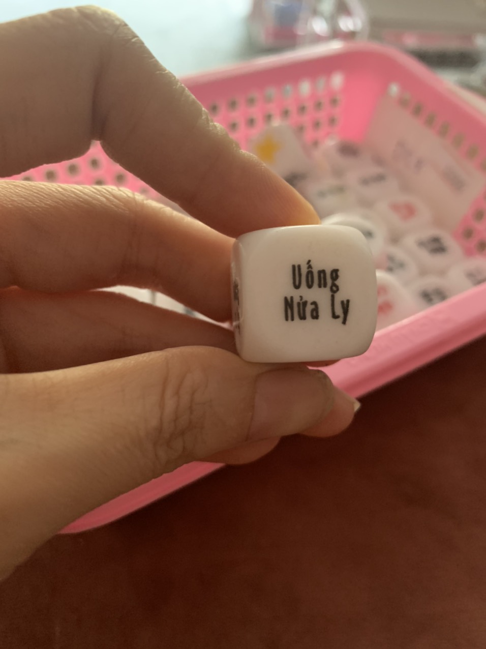 [HCM]Cục Xí Ngầu Lắc Uống Bia