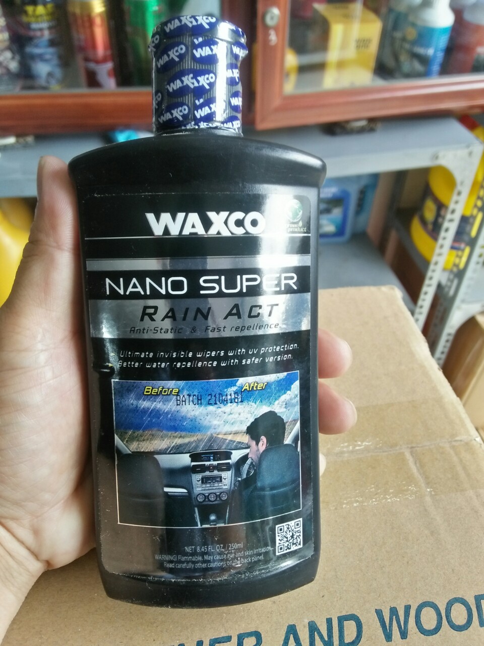 Dung dịch chống bám nước kính ô tô waxco 250ml