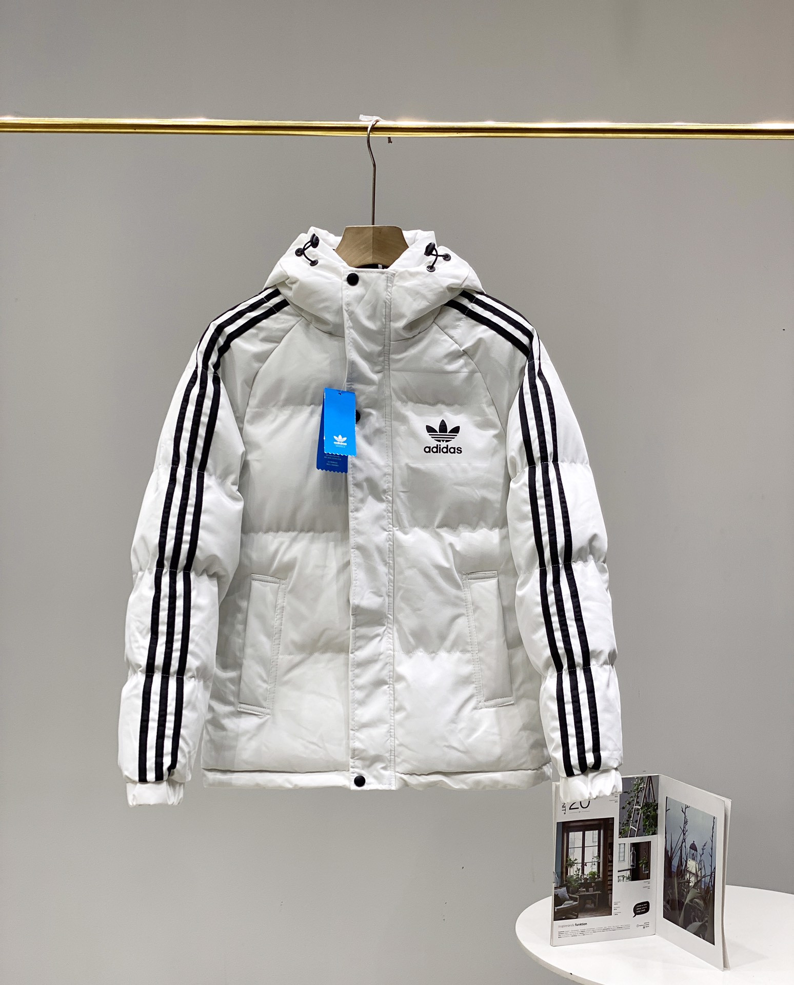 Adidas áo khoác thể thao giữ ấm thoáng khí