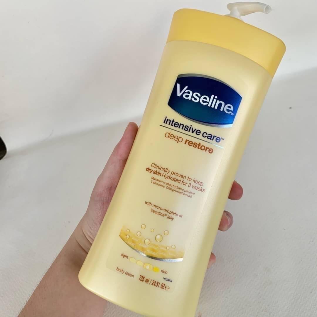 Sữa dưỡng thể Vaseline Intensive Care Deep Restore 725ml- Dưỡng ẩm sáng da