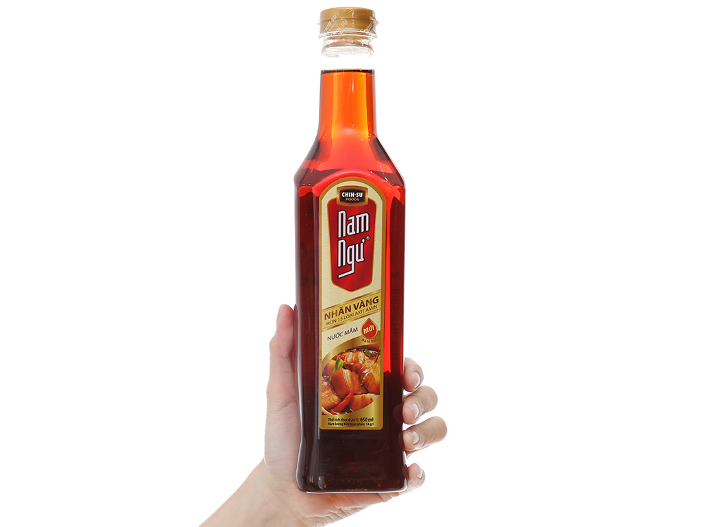 Nước mắm nam ngư nhãn vàng 650ml