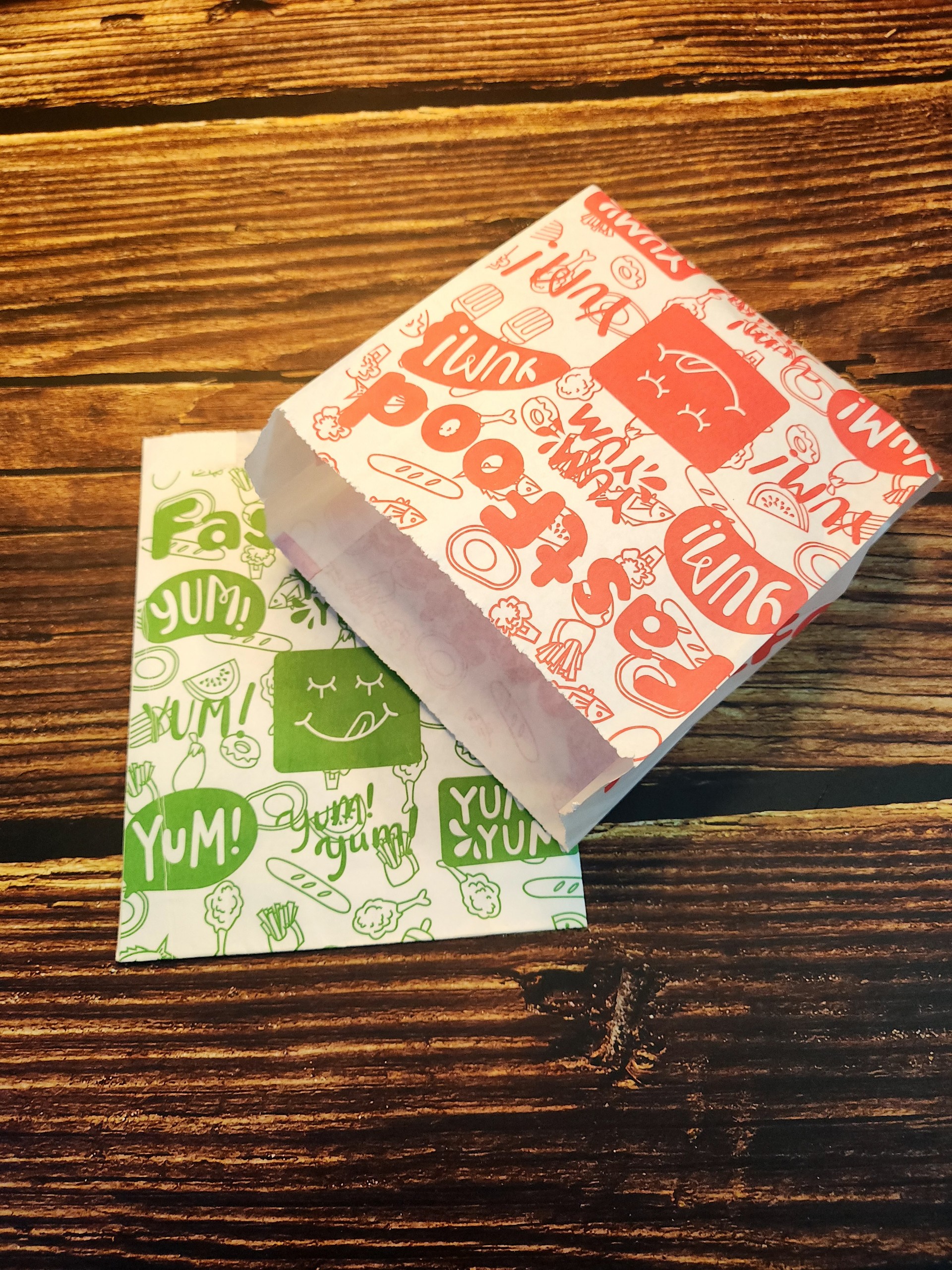 100 túi giấy đựng gà rán, hamburger, khoai lắc & các loại fast food..NHẬN IN THƯƠNG HIỆU RIÊNG CHỈ TỪ 500 TÚI.