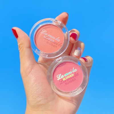 Phấn Má Hồng Lameila Một Màu Che Khuyết Điểm Làm Sáng Da Hiệu Quả (Kèm Cọ Mắt)