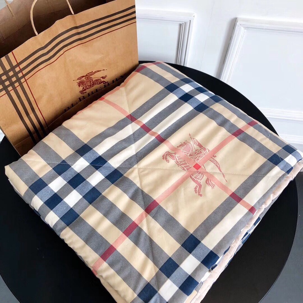 Chăn mền, chăn hè, burberry mềm mịn mát 1.5mx2m, chăn hè thu siêu gọn nhẹ mềm mịn thấm hút mồ hôi tốt chần bông mỏng 3 lớp