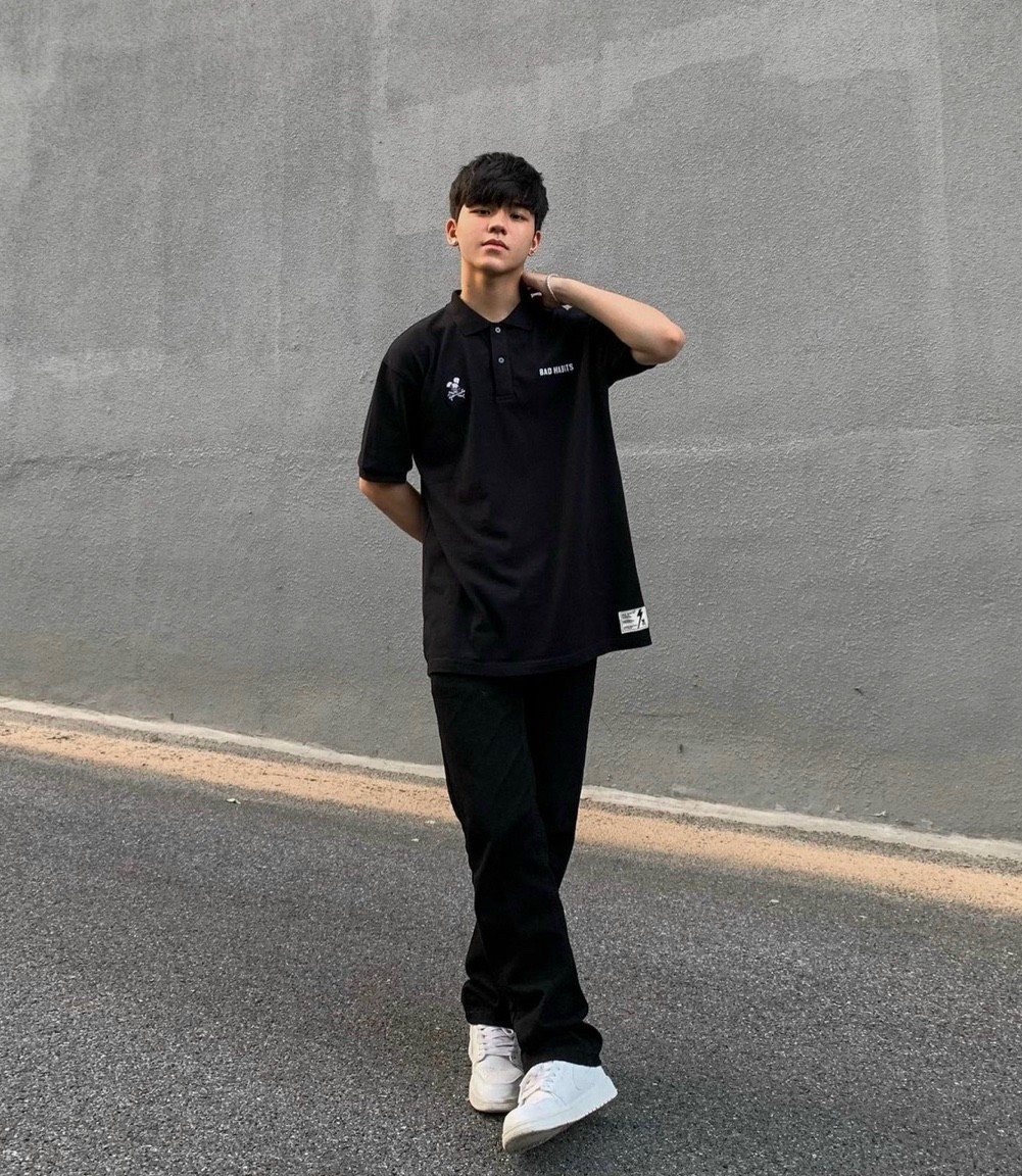Áo thun polo wns basic đen trắng unisex nam nữ chữ thêu