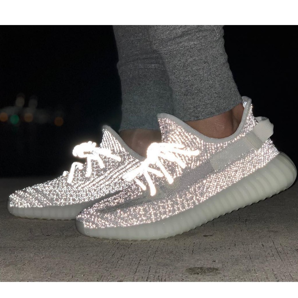 GIÀY THỂ THAO YZY 350 FULL PHẢN QUANG TRẮNG STT THỜI TRANG THƯỜNG NGÀY, GIÀY CHẠY BỘ  NHẸ , BỀN PHONG CÁCH NAM NỮ HỢP TUỔI HỌC SINH SINH VIÊN