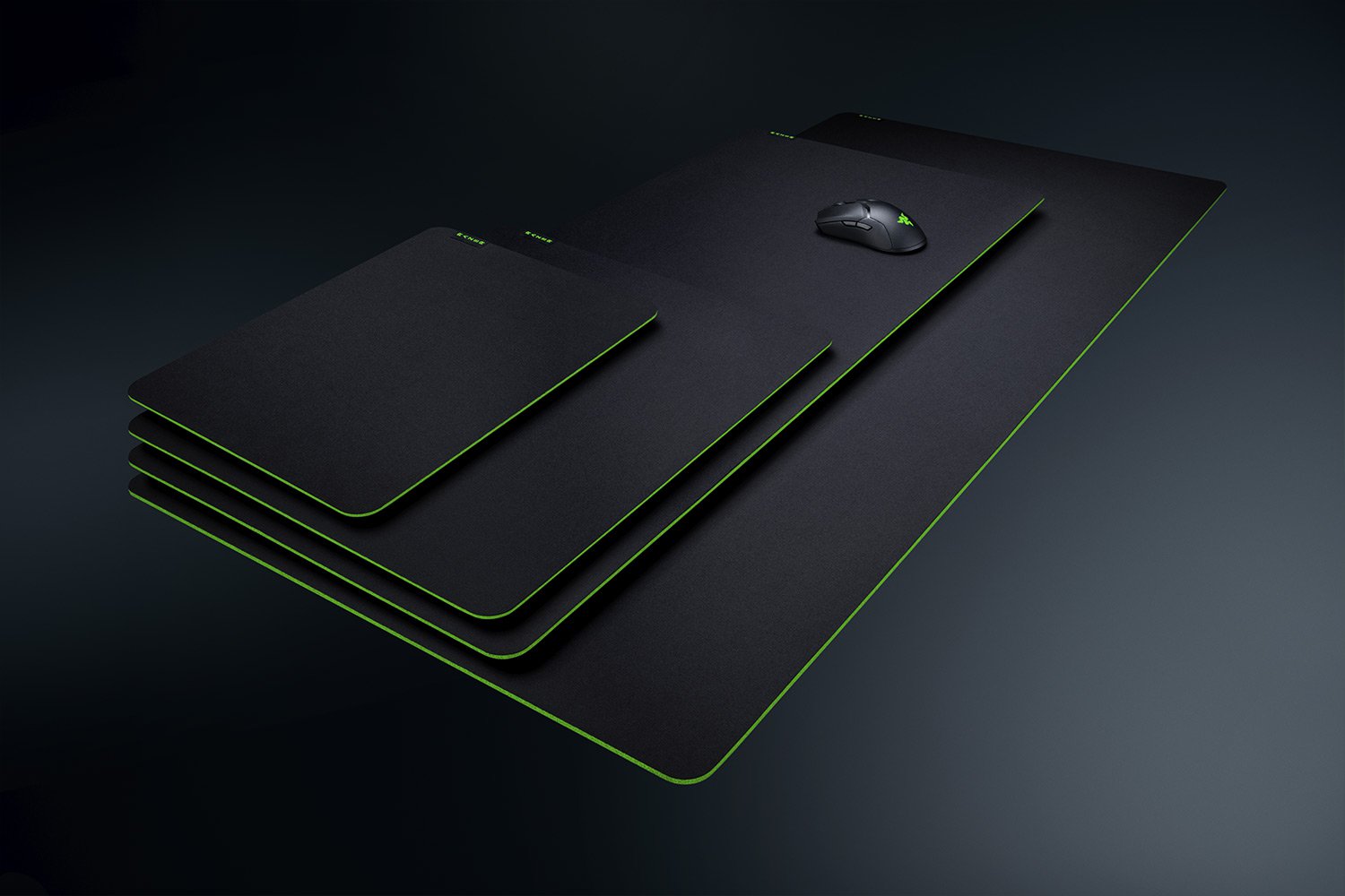 Tấm lót chuột Razer Gigantus V2 - Soft Gaming Mouse Mat 3XL - FRML Packaging_RZ02-03330500-R3M1