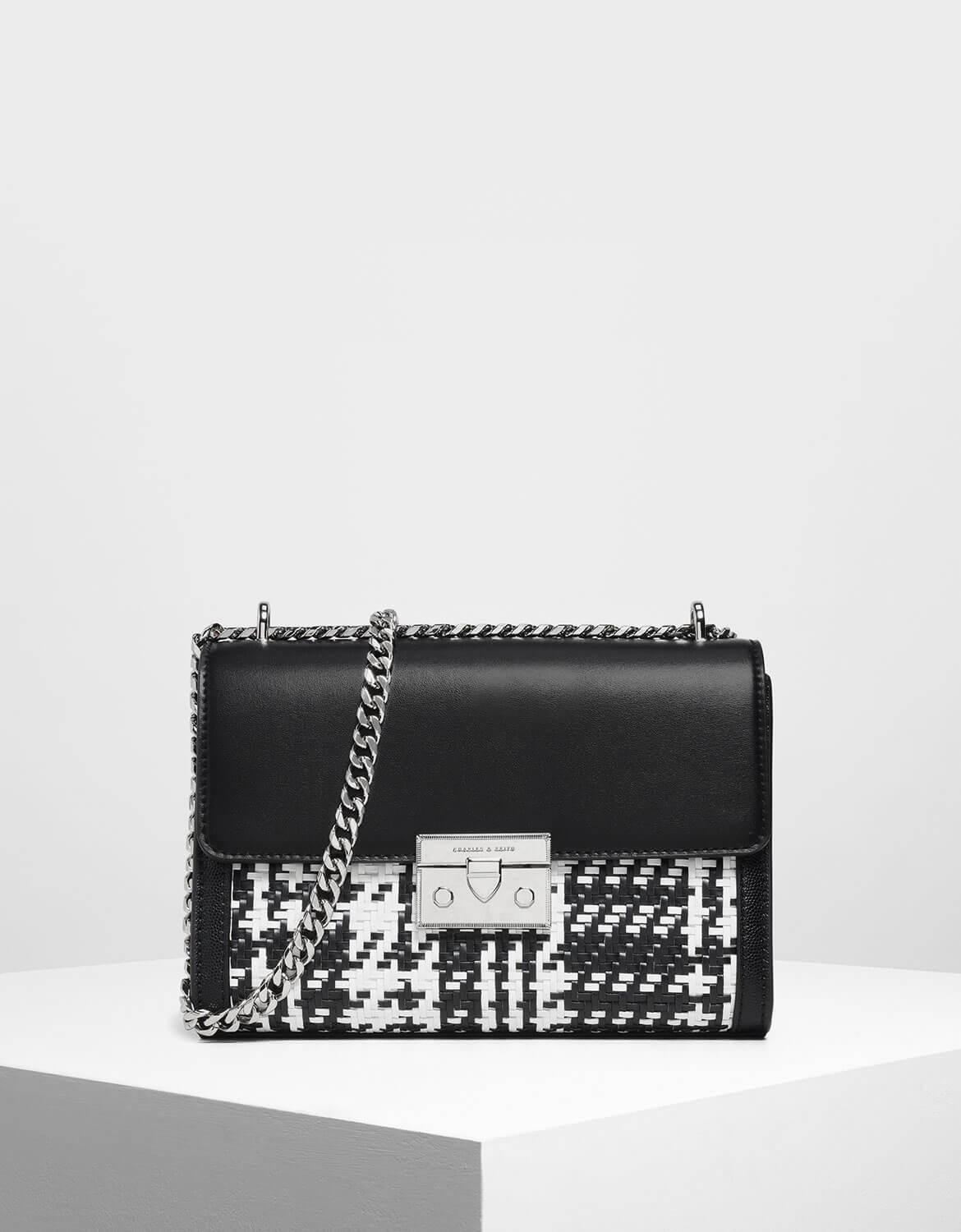 Túi xách Charles & Keitth đeo chéo dây kim loại (hàng hãng xuất dư)