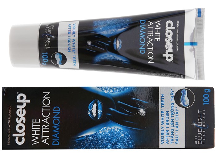 [HCM]Kem đánh răng Closeup kim cương 100g