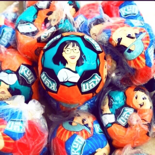 (có 2 màu) bóng da kun đẹp và xịn