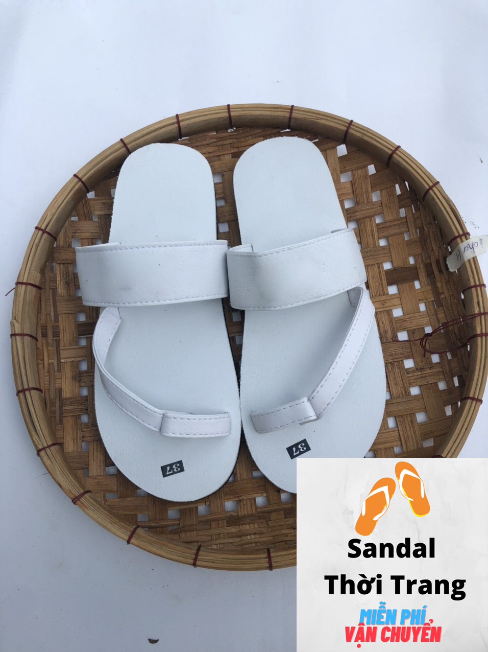 Dép Sandal Nữ Xỏ Ngón [ẢNH THẬT 100%] Dép Xăng Đan Đế Bằng Nữ Nam Full Size 30 Đến 44, 3 màu/ Trắng/Đen/Nâu Trẻ Trung, Năng Động, Cá Tính