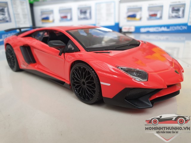 Xe mô hình Lamborghini Aventador, tỉ lệ 1:24, Bburago