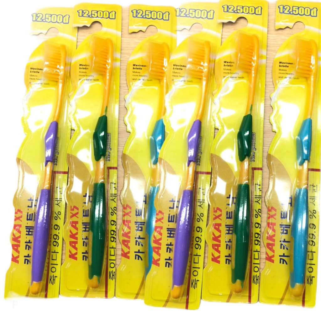 Combo 4 bàn chải răng Hàn Quốc vỉ vàng