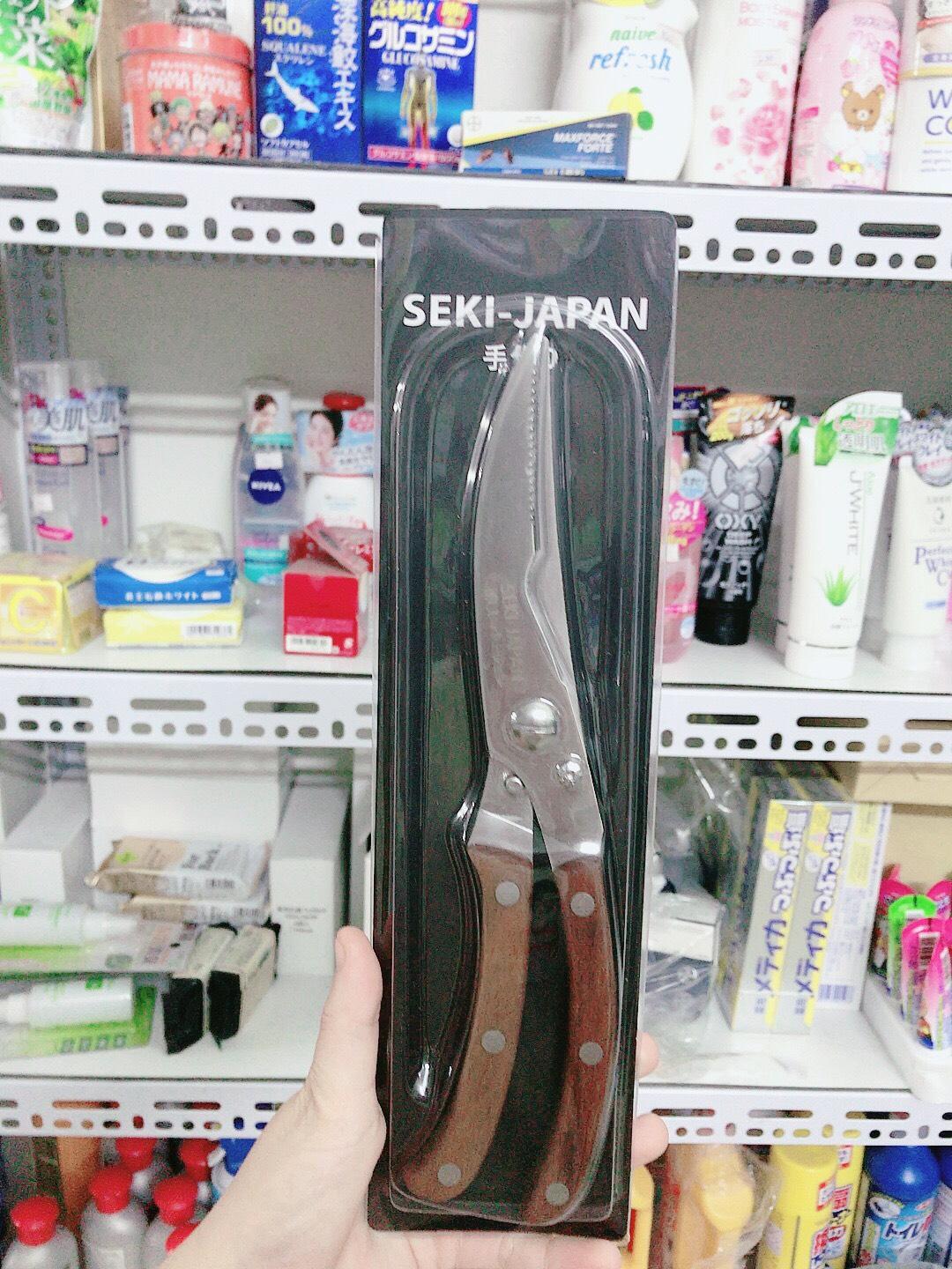 Kéo cắt gà cán gỗ seki japan