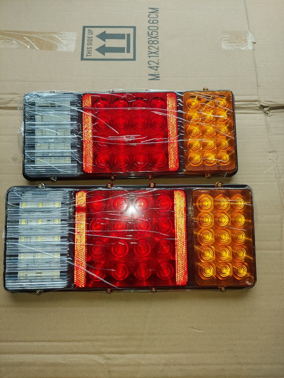 Đèn hậu ô tô, đèn hậu xe tải 2003a, điện 12v, 24v