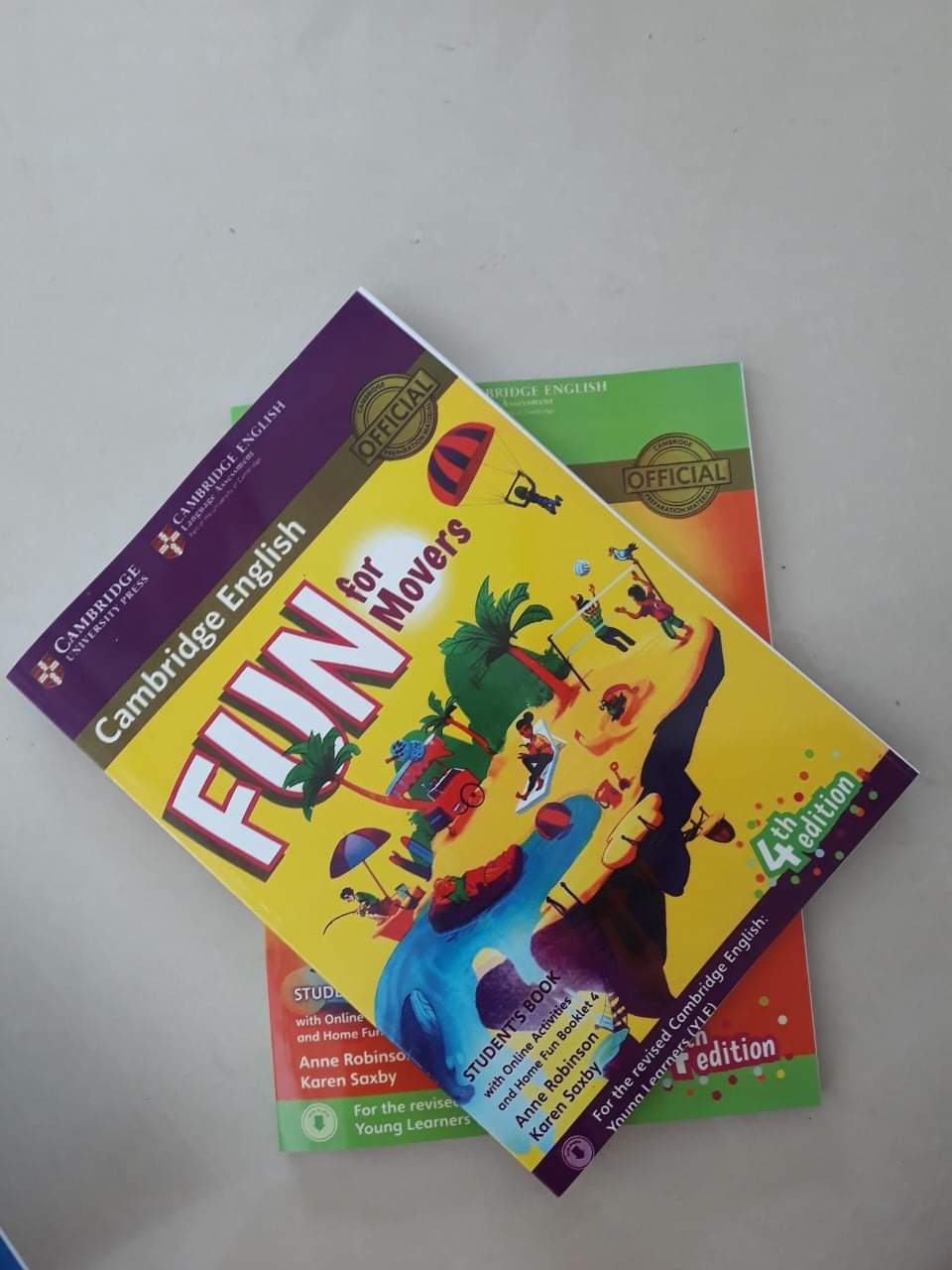 Fun for Mover student's book bản 4th 2018 cho bé luyện thi