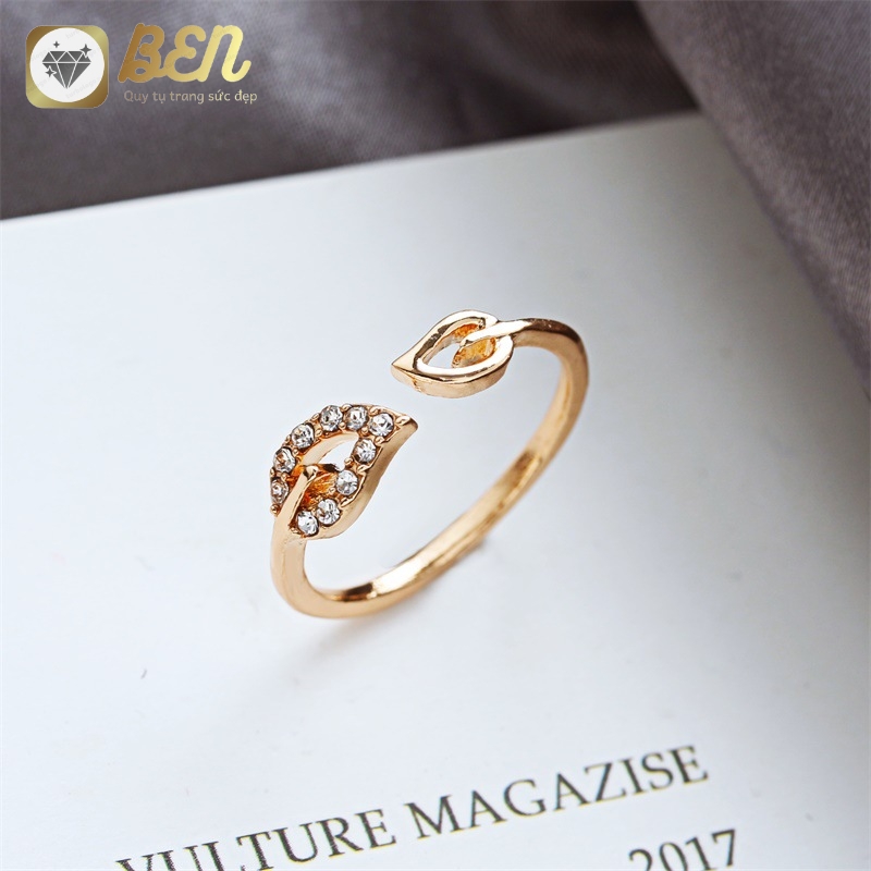 Nhẫn chiếc lá đính kim cương xinh xắn N05