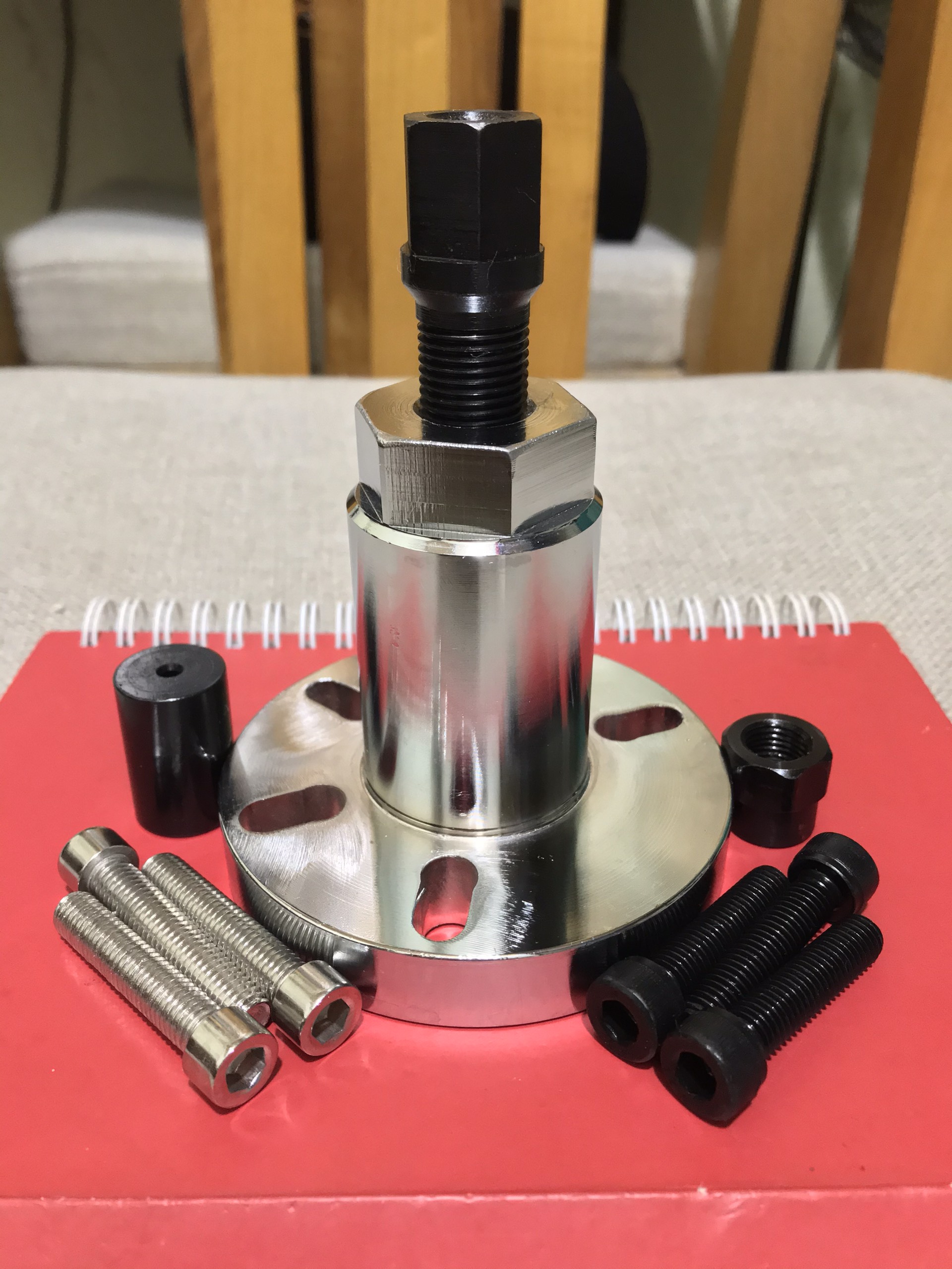 Vam điện Yamaha - Cảo vô lăng Yamaha - Vam mâm điện - Vam cuộn lửa xe máy tiện CNC nguyên khối thép C45 mạ bóng Crom.