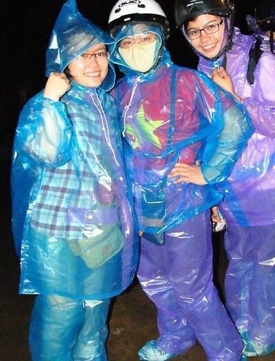 Áo mưa chui vải dù,Bộ quần áo đi mưa vải dù và nilon