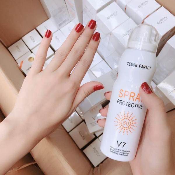 Xịt chống nắng toàn thân, xịt chống nắng hàn quốc sun screen v7 200ml
