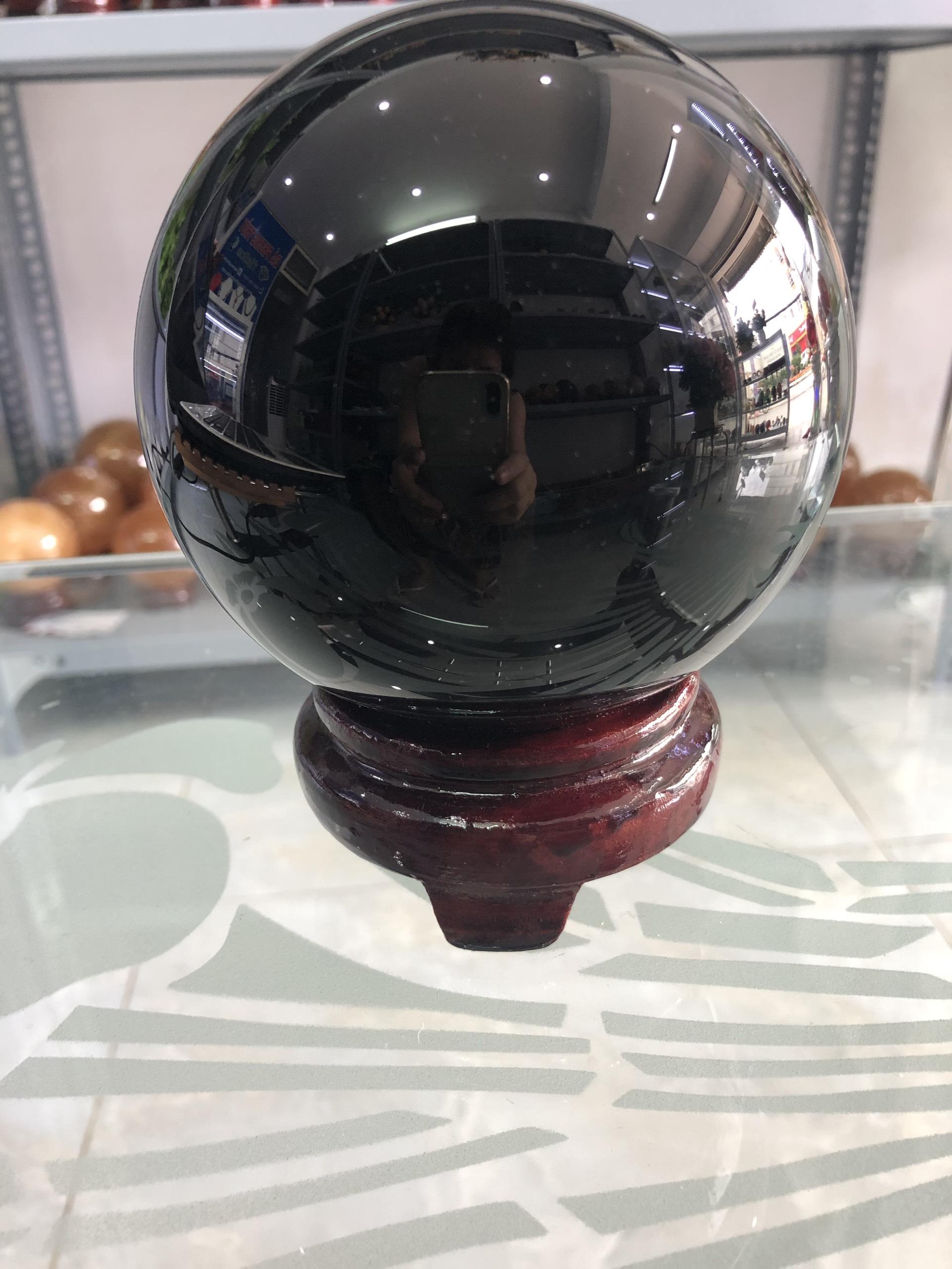 Quả cầu phong thủy đá núi lửa Obsidian đen - 17kg - 11cm - Hợp mệnh Thủy Mộc