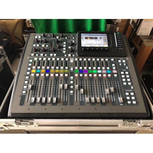 Bàn mixer kỹ thuật số behringer x32 compact nhập khẩu chính hãng