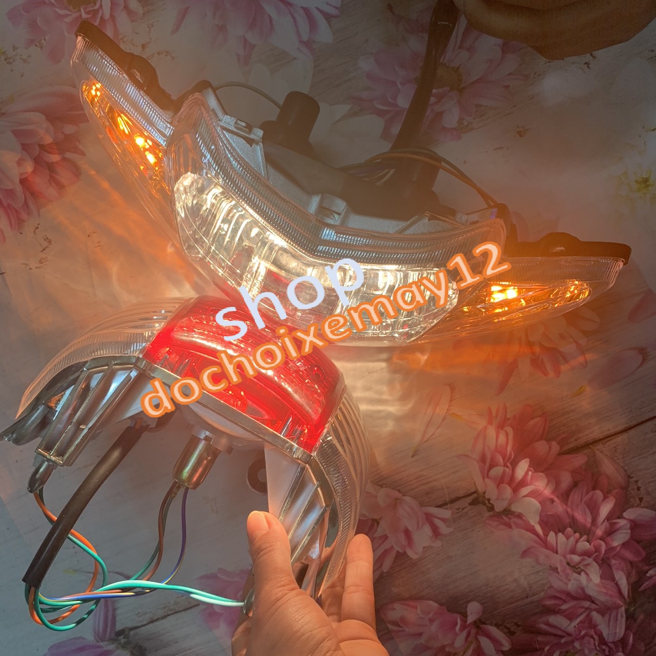 Bộ pha đèn trước và cụm đèn hậu sau wave 2 bóng -wave ZX -wave nhỏ 110 -wave 2002 -2004 -2006 ( có rắc cắm -có bóng đèn ) pha đèn wave