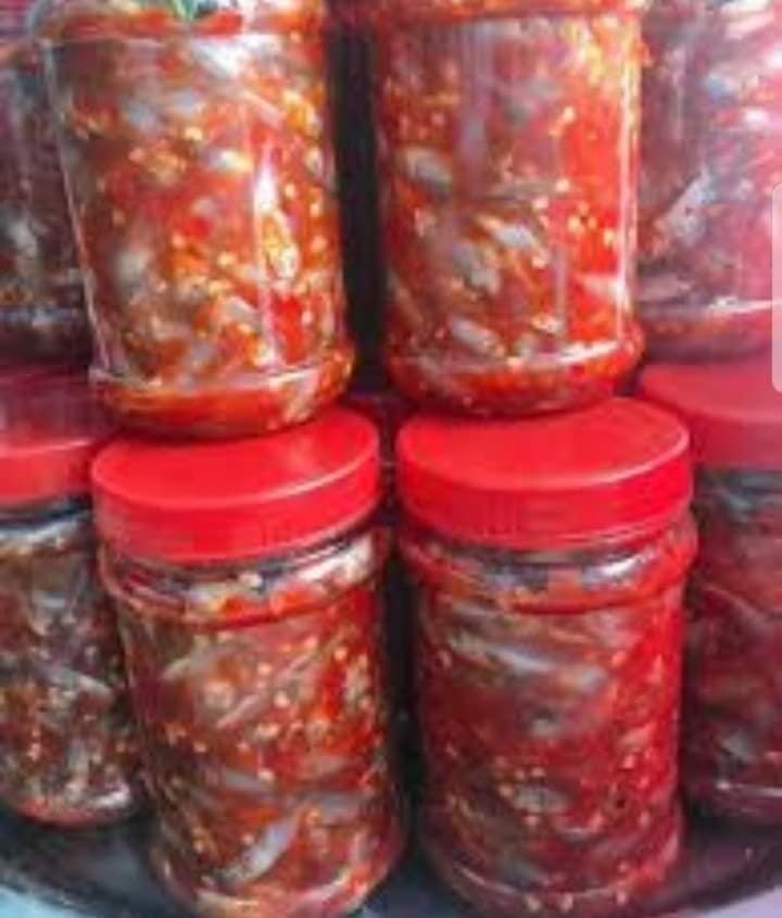Mắm cá cơm nguyên con đã nêm gia vị đậm đà nhà làm Mắm nêm hay còn gọi mắm cái Hộp 400 gam
